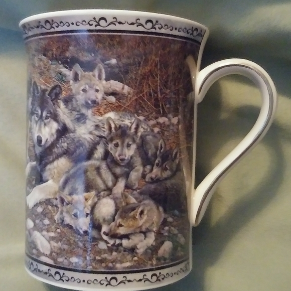 2 Wolves Mugs & Dances With Wolves DVD - Picture 7 of 15